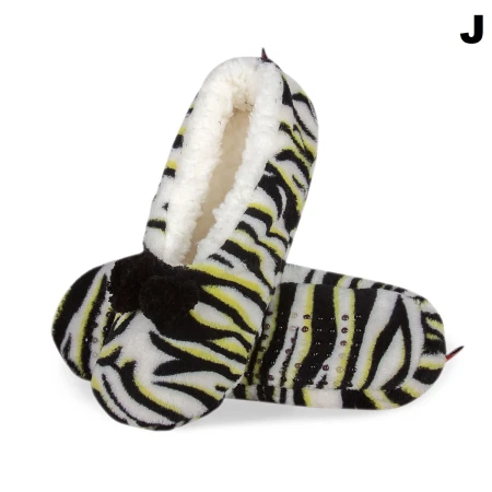 Baletki futro pompon damskie J.jpg